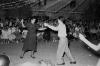 Societat. Ball a la plaça. Finals dècada 1940.
