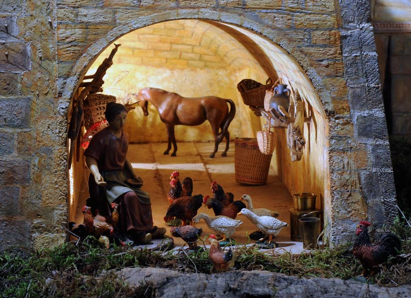 Betlems. Betlem de Rafel Trobat ´Pau` exposat per les festes de Nadal de 2013 a l´església d´Algaida.