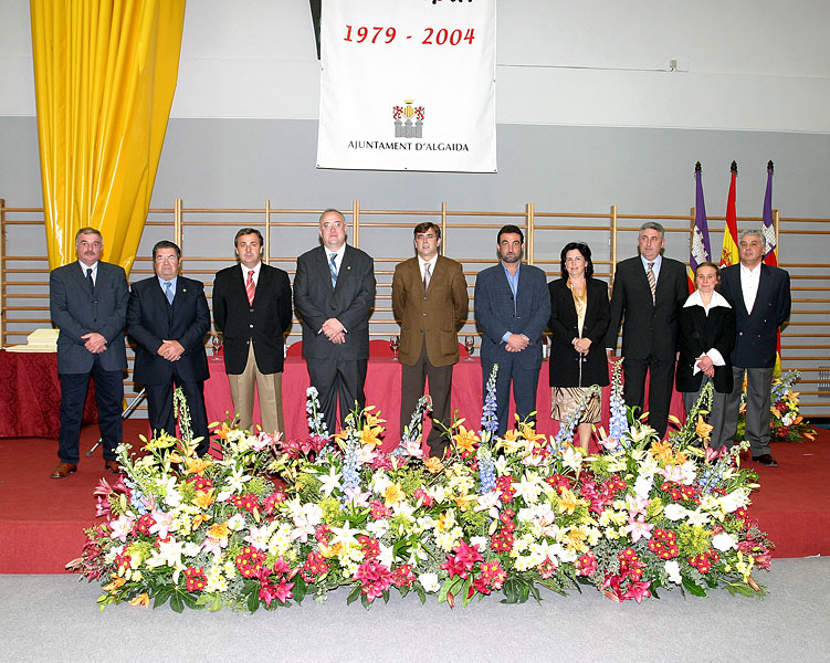 25 anys de democràcia municipal a Algaida. 1979-2004. Celebració dels 25 anys de democràcia municipal a Algaida. 18 abril 2004.